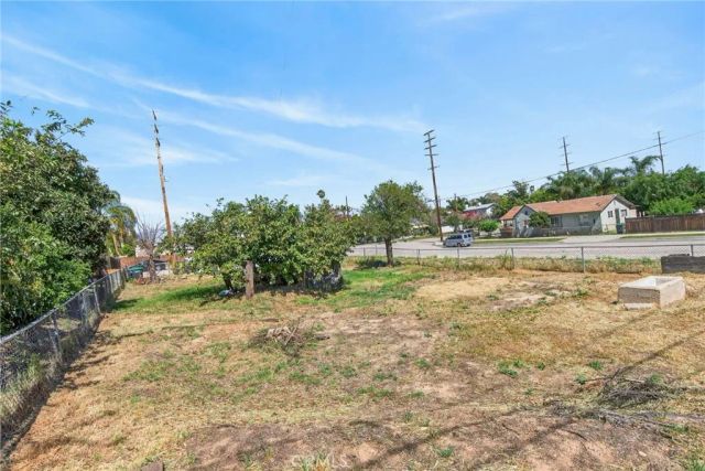 410 W M Street, Colton, CA 92324