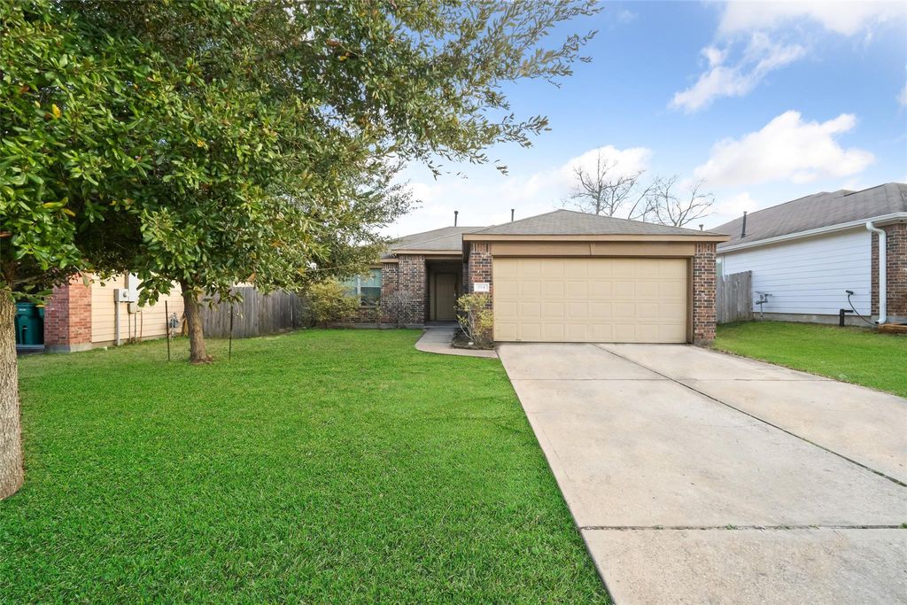 814 N Katydid Court, Conroe, TX 77301