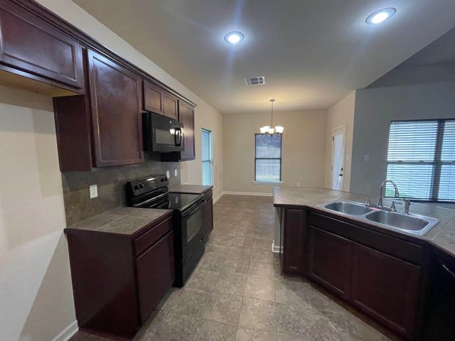 202 Herrington Drive, Thibodaux, LA 70301