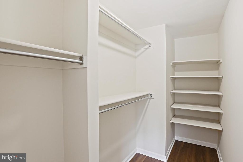 5644 HOGENHILL TER, Rockville, MD 20853