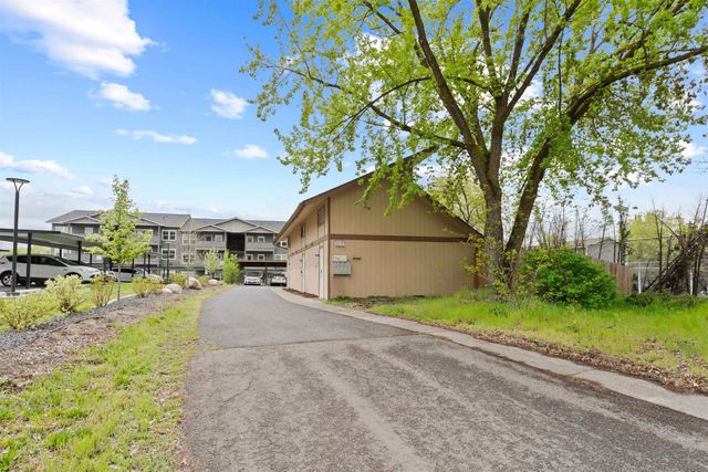 3018 E Jackson Ave, Spokane, WA 99207