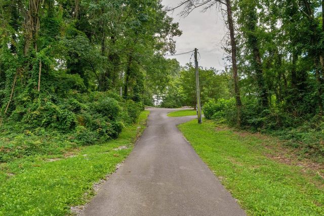 932 Cumberland Road, Chattanooga, TN 37419