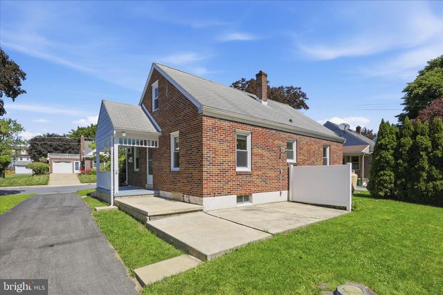 113 PENN AVE, Ephrata, PA 17522