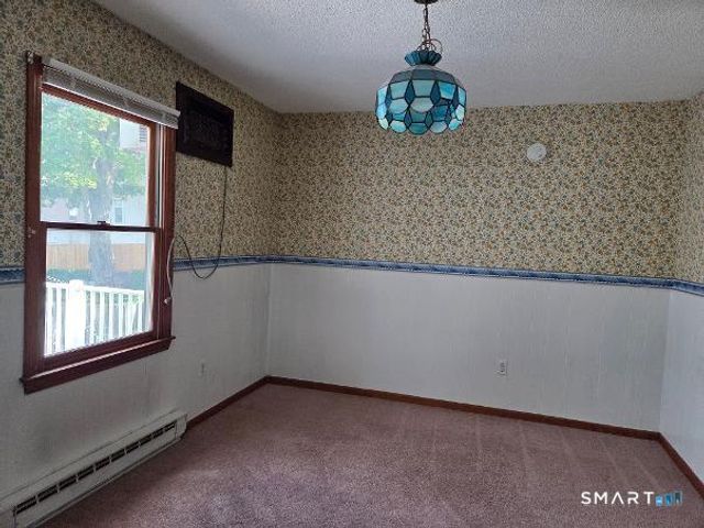 47 Laurel Street, Branford, CT 06405
