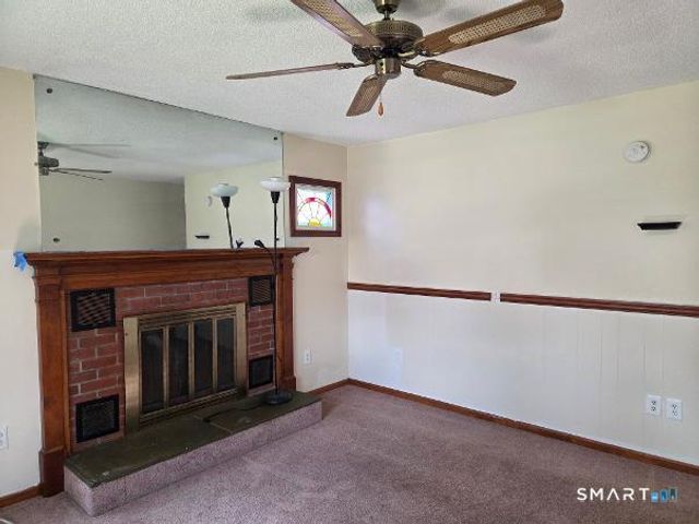 47 Laurel Street, Branford, CT 06405