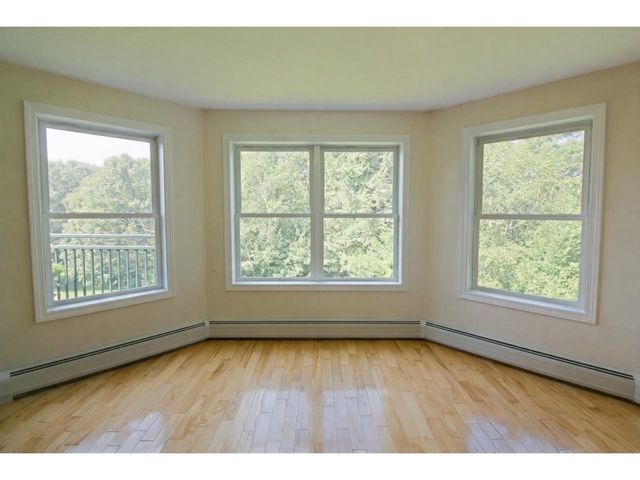 91 Claire Pointe Road, Burlington, VT 05408