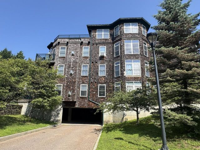 91 Claire Pointe Road, Burlington, VT 05408