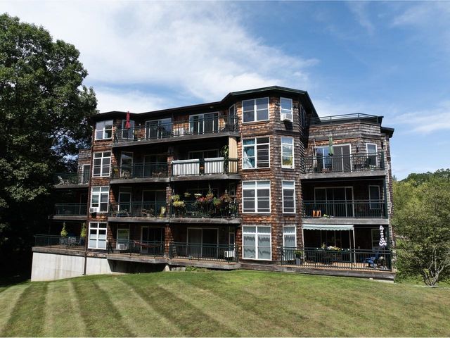 91 Claire Pointe Road, Burlington, VT 05408