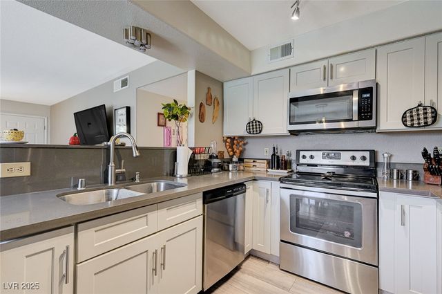 1575 West Warm Springs Road 2613, Henderson, NV 89014