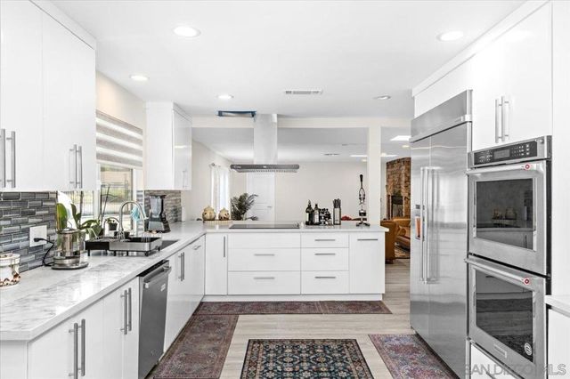 1105 North Ave, Escondido, CA 92026