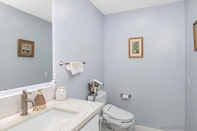 1105 North Ave, Escondido, CA 92026