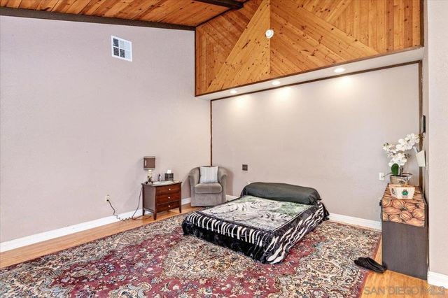 1105 North Ave, Escondido, CA 92026