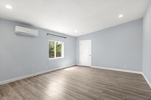 1105 North Ave, Escondido, CA 92026