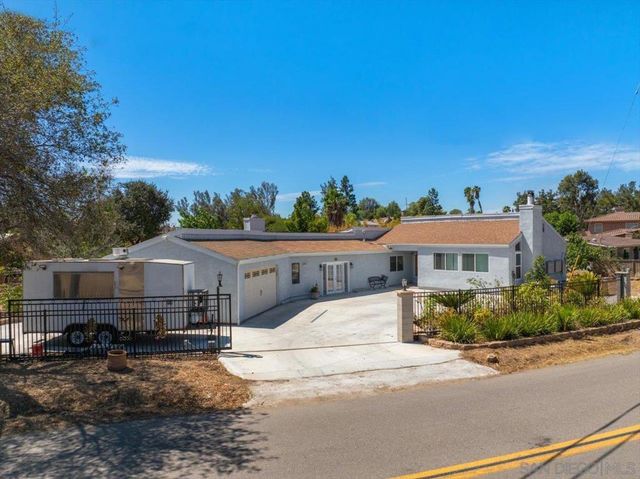 1105 North Ave, Escondido, CA 92026