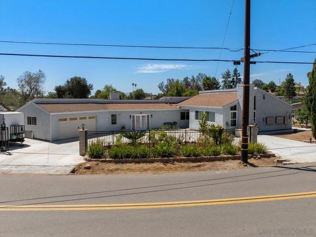 1105 North Ave, Escondido, CA 92026