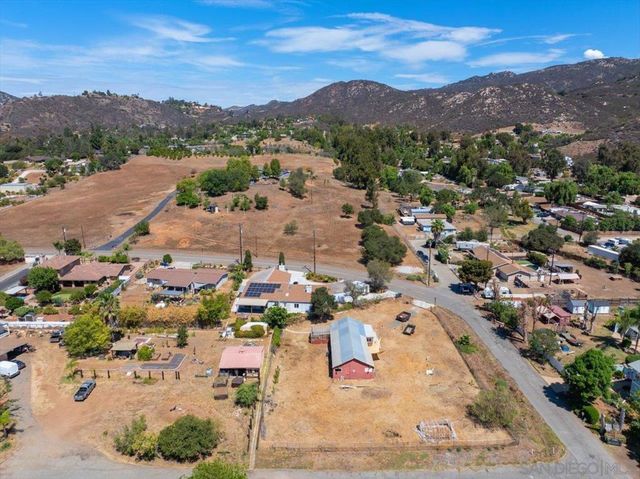 1105 North Ave, Escondido, CA 92026