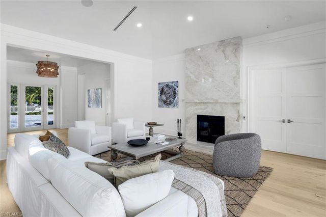 3136 Ravenna AVE, Naples, FL 34120