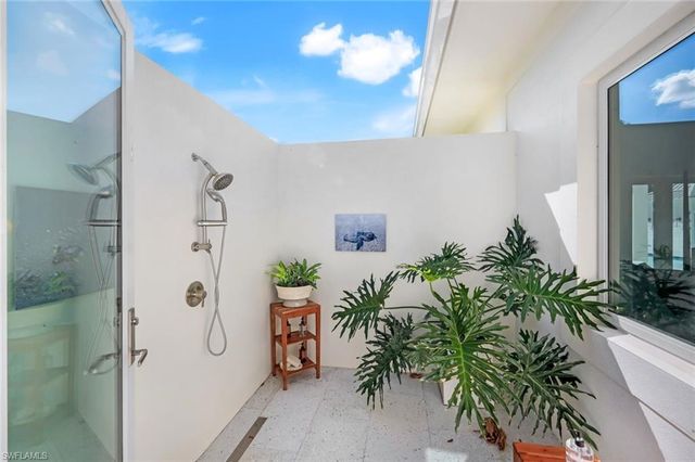 3136 Ravenna AVE, Naples, FL 34120