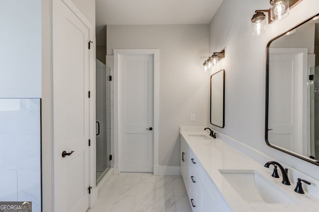 30 River Overlook Way, Jefferson, GA 30549