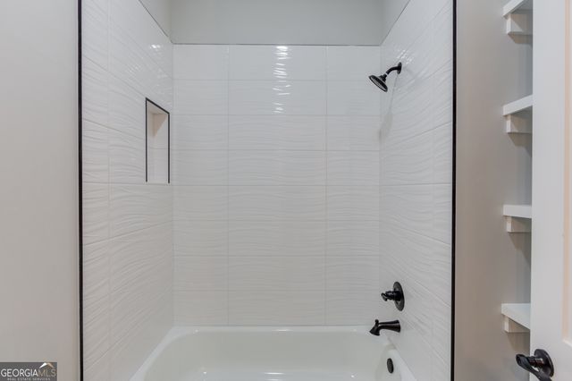 30 River Overlook Way, Jefferson, GA 30549