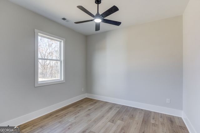 30 River Overlook Way, Jefferson, GA 30549