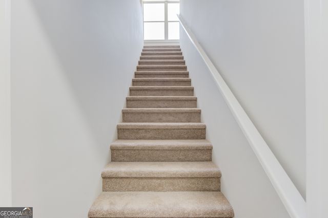 30 River Overlook Way, Jefferson, GA 30549