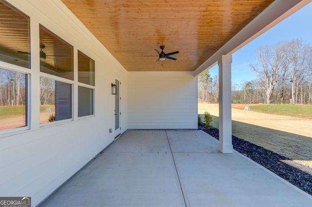 30 River Overlook Way, Jefferson, GA 30549