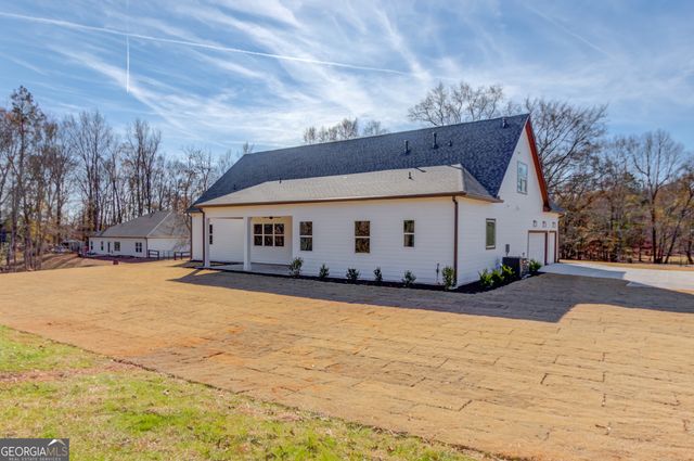 30 River Overlook Way, Jefferson, GA 30549