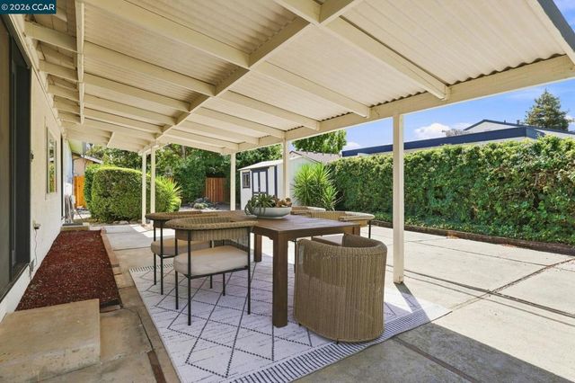 4620 Regina Ln, Concord, CA 94521