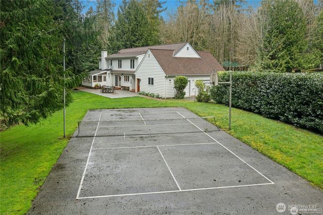 10235 Battle Point Drive NE, Bainbridge Island, WA 98110
