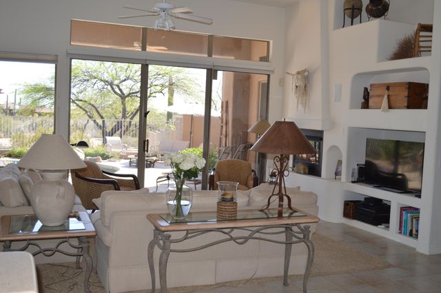 9255 E BROKEN ARROW Drive, Scottsdale, AZ 85262