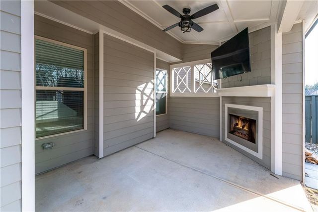 3244 Hawthorne Path, Braselton, GA 30517