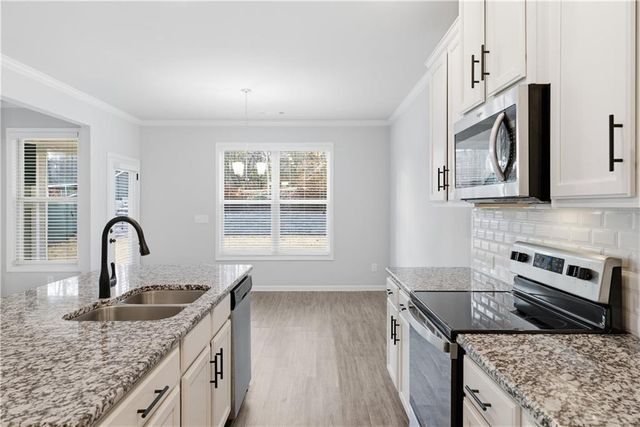 3244 Hawthorne Path, Braselton, GA 30517