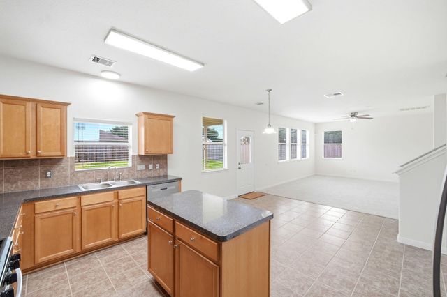 8306 Littlehip Hawthorn Drive, Baytown, TX 77523