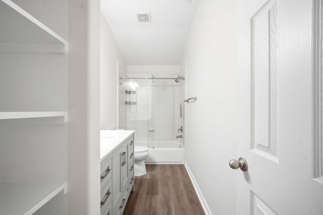 8306 Littlehip Hawthorn Drive, Baytown, TX 77523