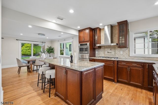 355 Wyoming Ave, Millburn Twp., NJ 07041
