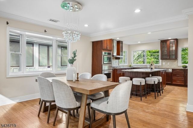 355 Wyoming Ave, Millburn Twp., NJ 07041