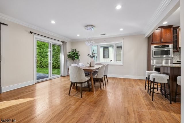 355 Wyoming Ave, Millburn Twp., NJ 07041