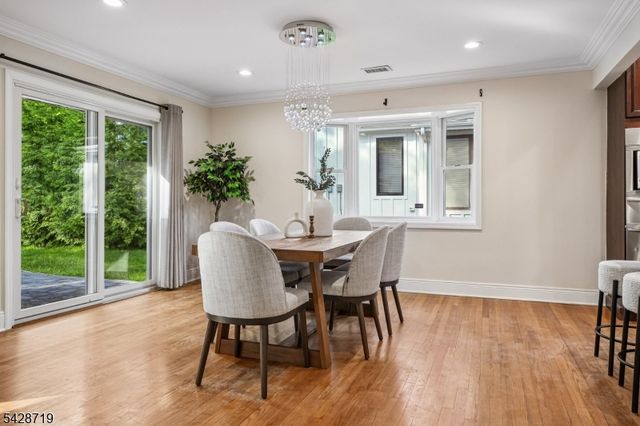 355 Wyoming Ave, Millburn Twp., NJ 07041
