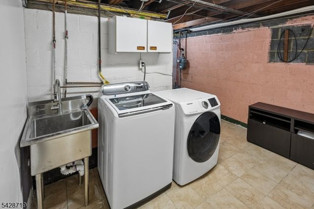 355 Wyoming Ave, Millburn Twp., NJ 07041