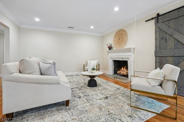 355 Wyoming Ave, Millburn Twp., NJ 07041