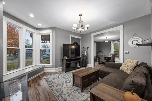 1103 26th Street, Marion, IA 52302