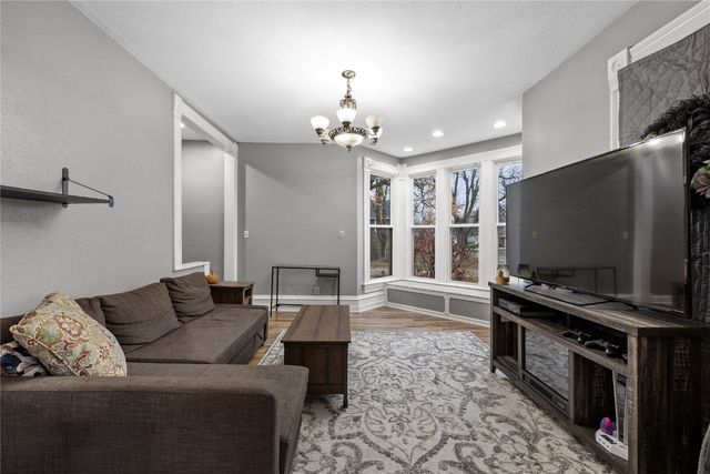 1103 26th Street, Marion, IA 52302