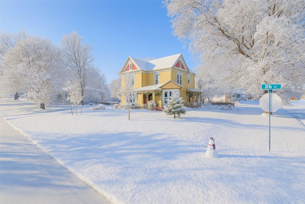 1103 26th Street, Marion, IA 52302