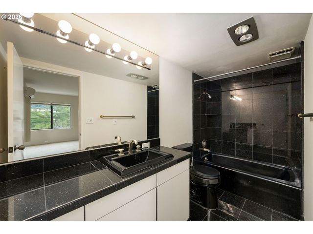 2309 Sw 1ST Ave 741, Portland, OR 97201