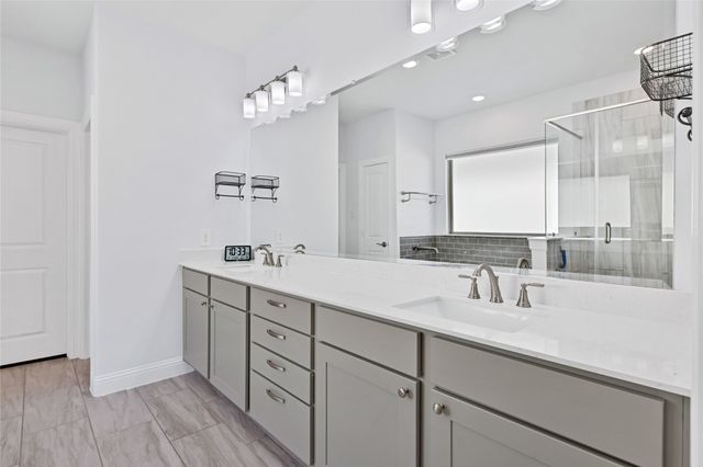 137 Gardenia Drive, Azle, TX 76020