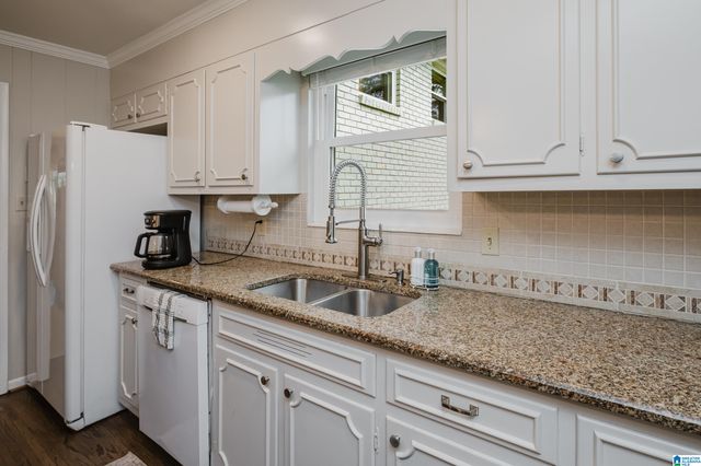 1609 WELLINGTON VIEW ROAD, Homewood, AL 35209