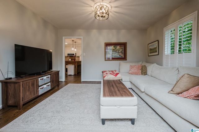 1609 WELLINGTON VIEW ROAD, Homewood, AL 35209