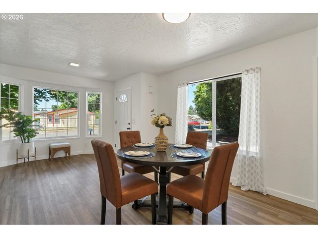 4826 FUTURE Rd Ne, Salem, OR 97305