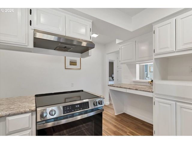 4826 FUTURE Rd Ne, Salem, OR 97305